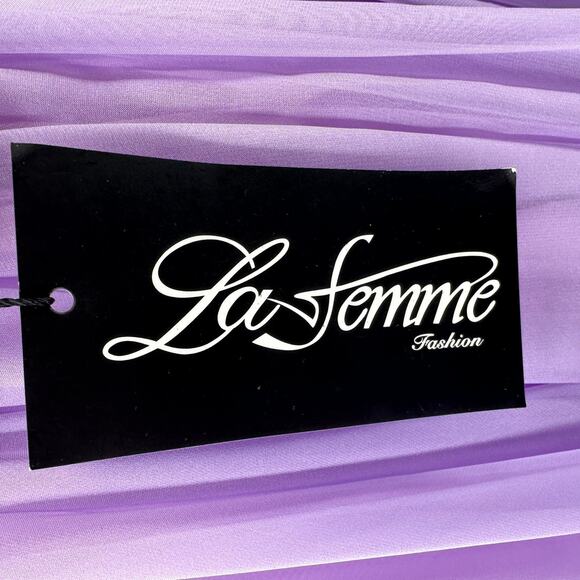 La Femme Prom Dress SZ 6 Pale Purple Formal Gown Embellished Lace Top Sleeveless - Picture 11 of 14